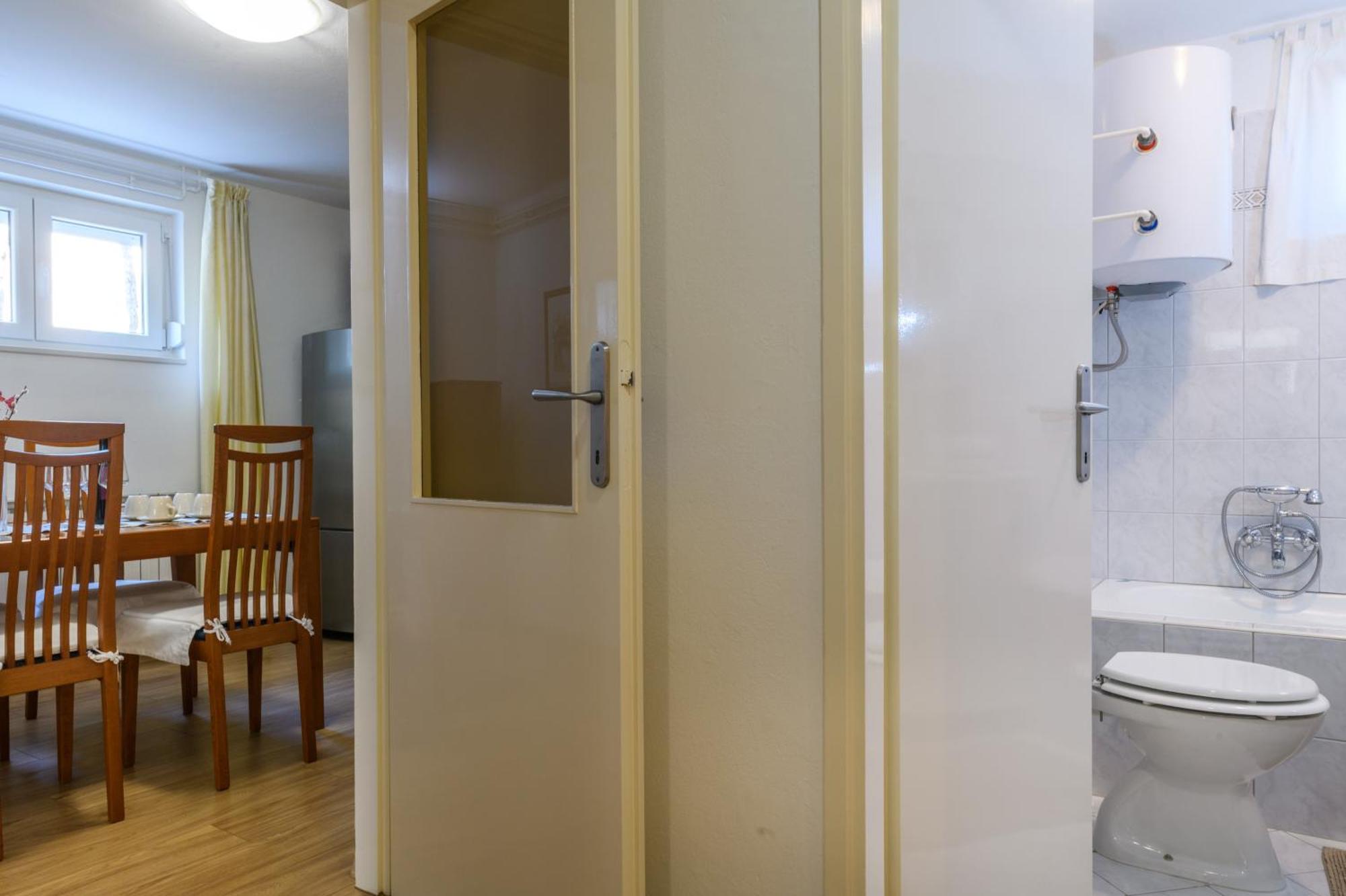 Krajcar Apartment บานโจเล ภายนอก รูปภาพ